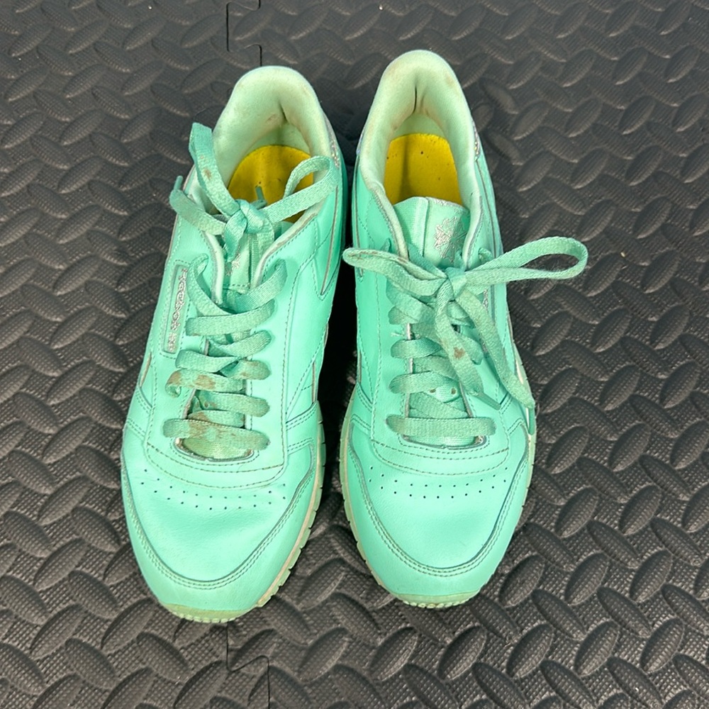 Reebok women’s sneakers